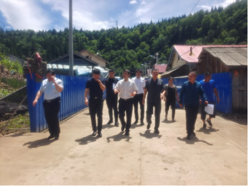 1657698639158699.jpg 1657698110772.jpg